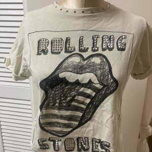 Alice + Olivia Cream Graphic Tee